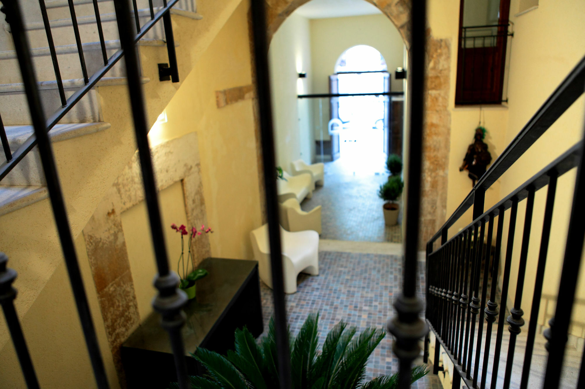 Palazzo Ossuna Trapani Exterior photo